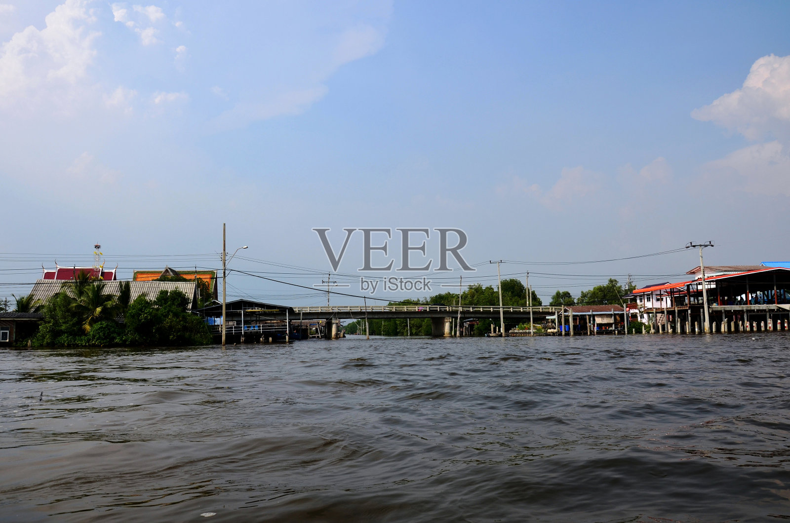 泰国曼谷Bang Khun Thian市的海边咸水bangkhuntien照片摄影图片