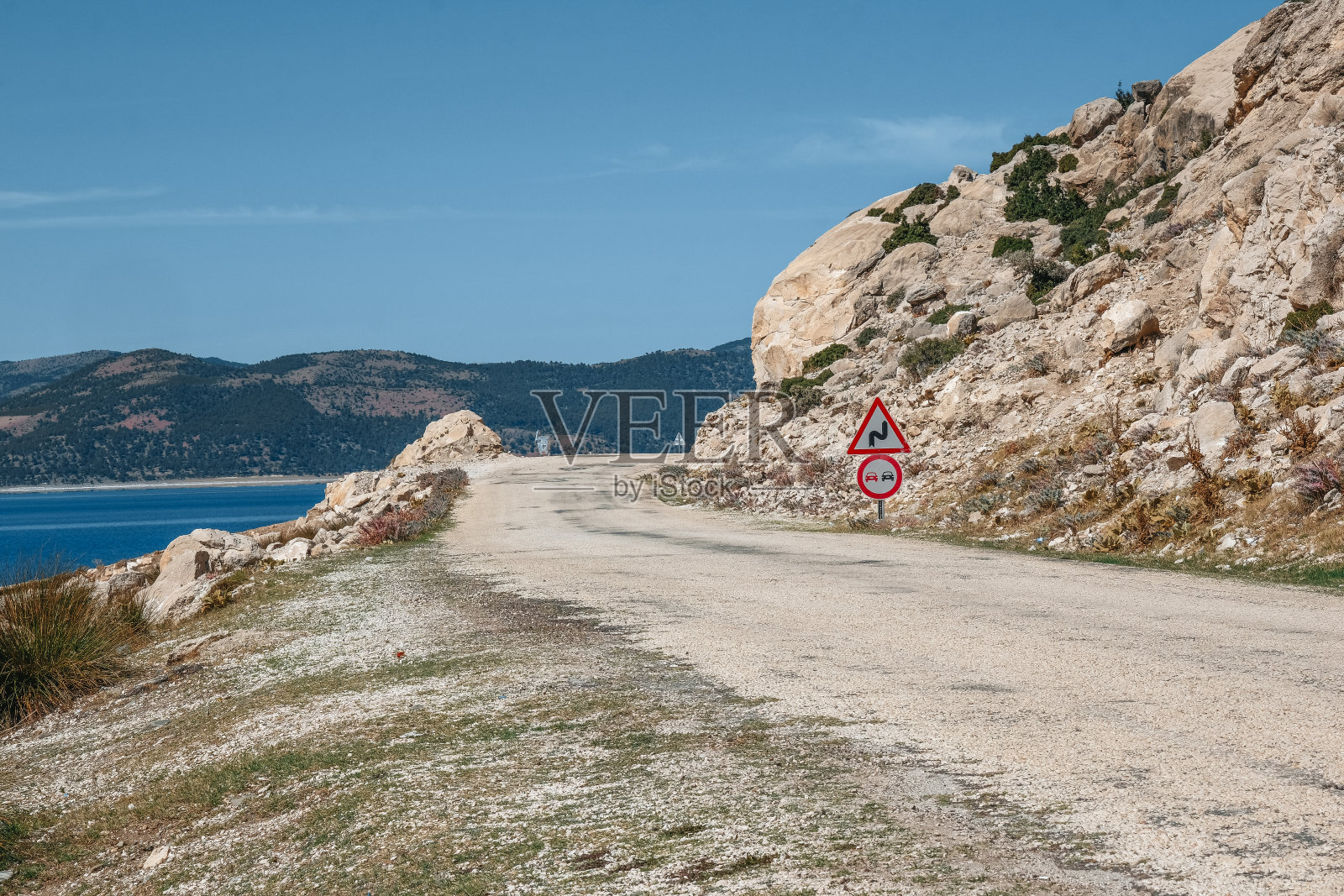布尔达尔湖路照片摄影图片