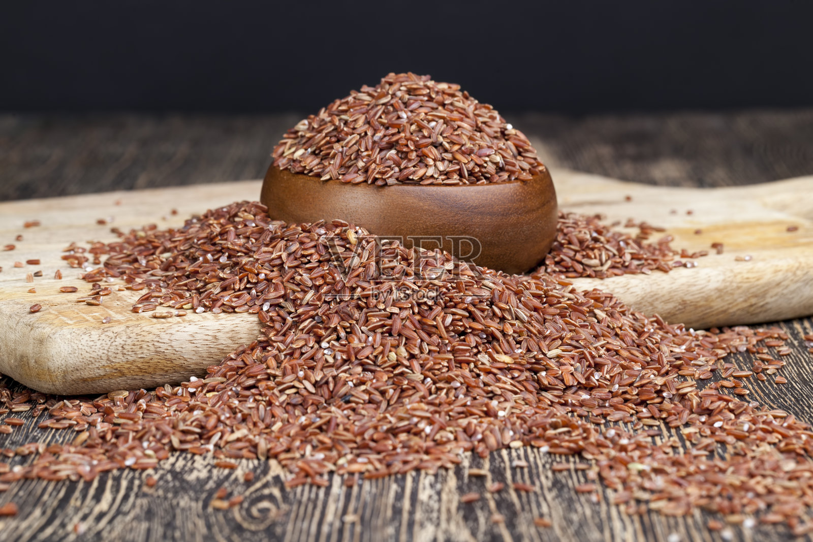 生生红米，未剥皮照片摄影图片