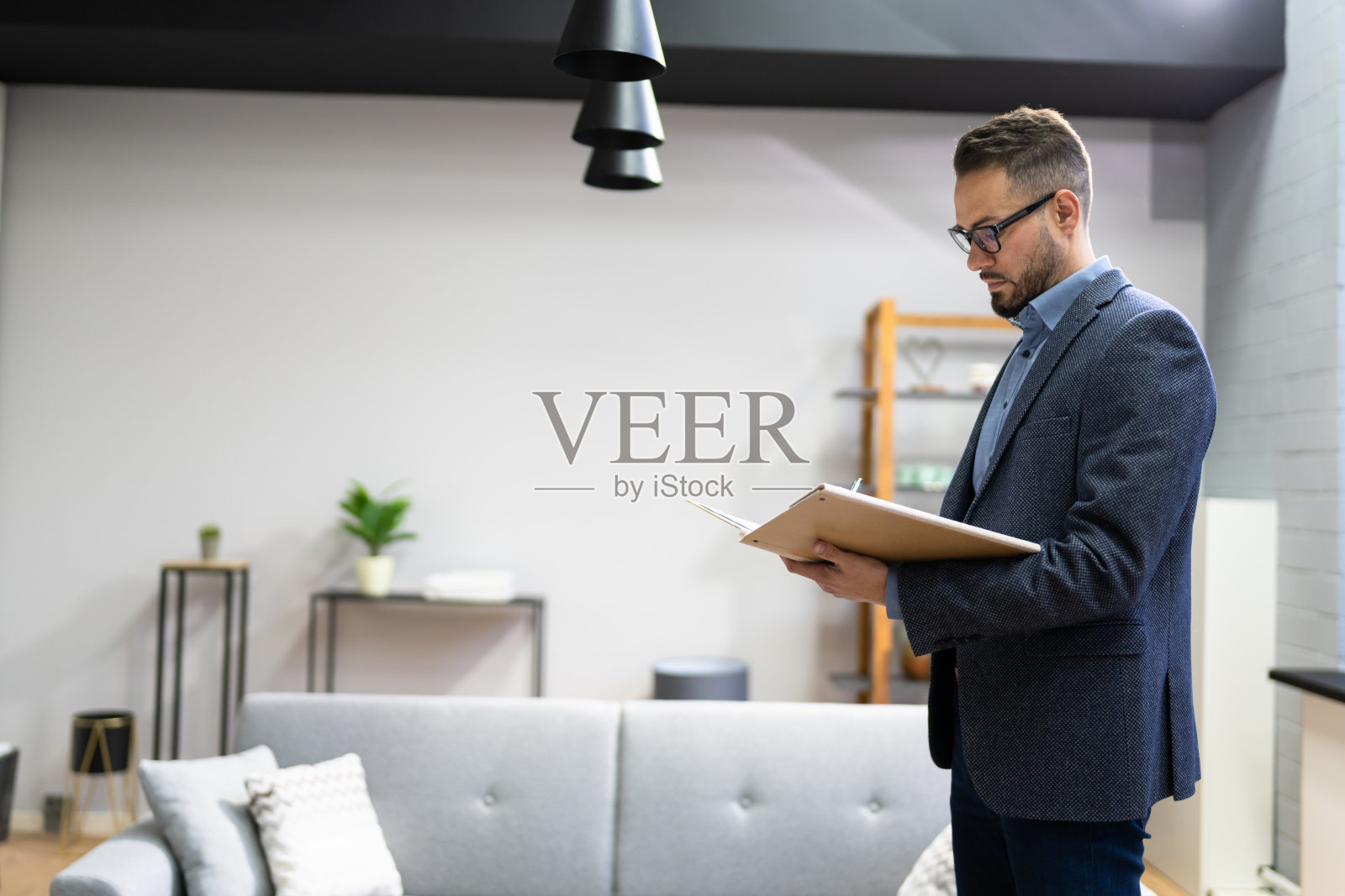 房地产房屋估价照片摄影图片