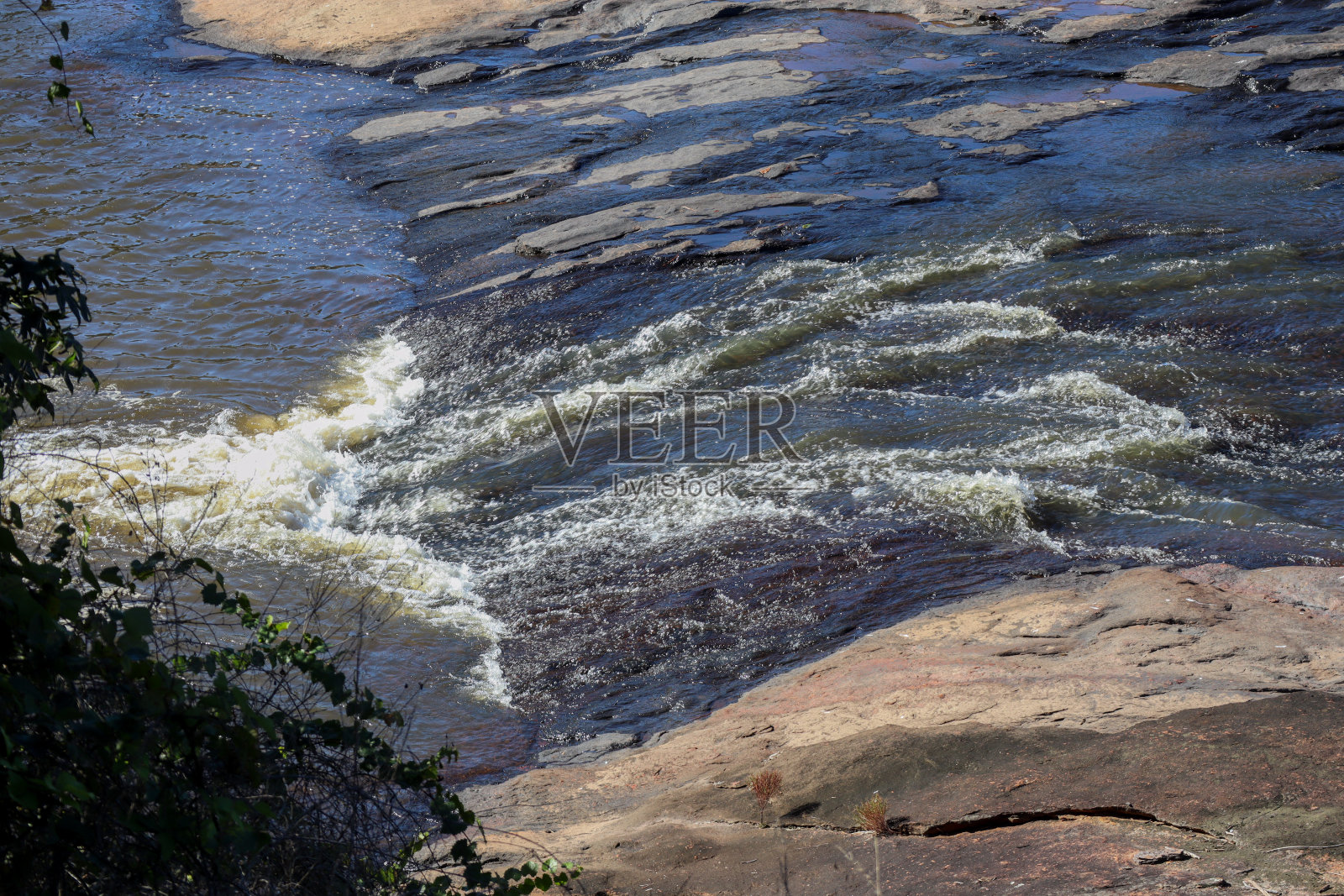 一些蓝色的急流照片摄影图片