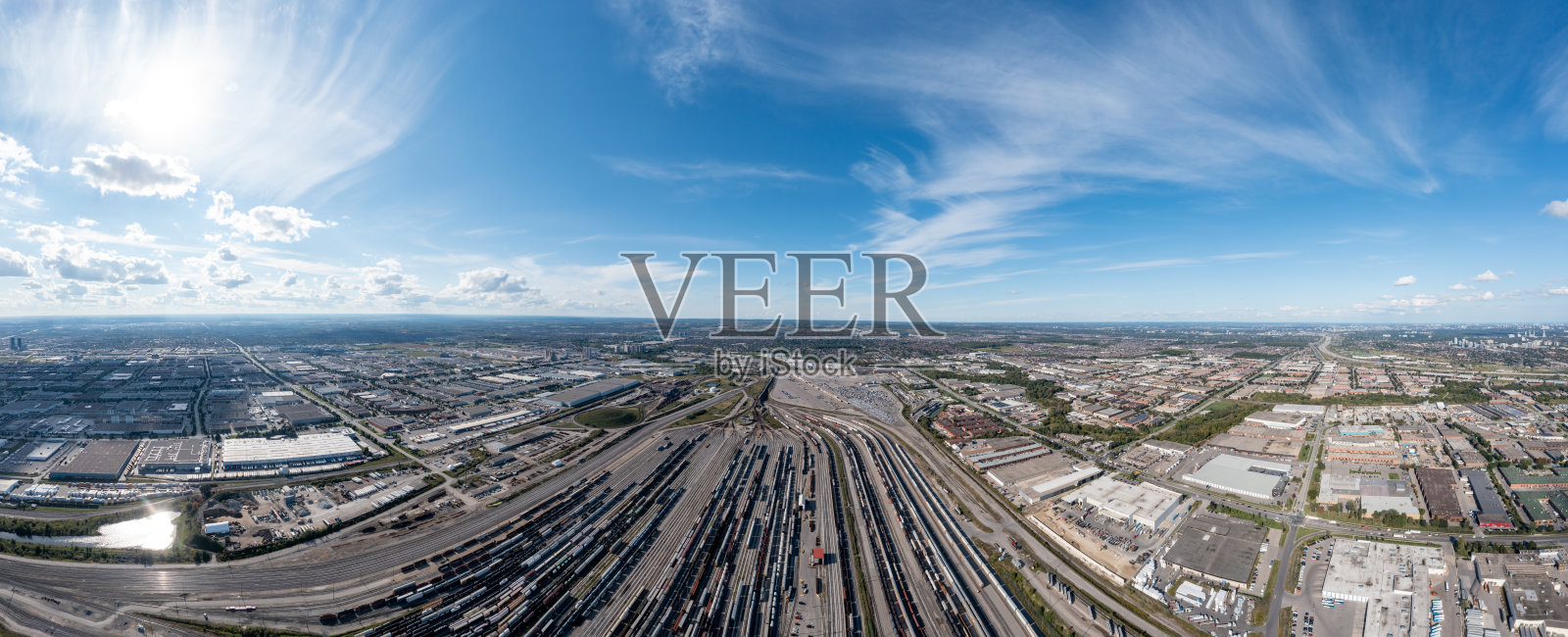 加拿大沃恩，枫树，麦克米伦船坞，铁路分类船坞的鸟瞰图照片摄影图片