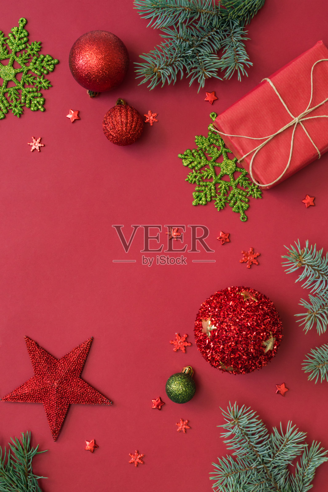 平铺框架与冷杉枝，圣诞节装饰物装饰和礼品盒在一个红色的背景。平铺框架与冷杉枝，圣诞节装饰物装饰和礼品盒在一个红色的背景。平铺框架与冷杉枝，圣诞节装饰物装饰和礼品盒在一个红色的背景。平铺框架与冷杉枝，圣诞节装饰物装饰和礼品盒在一个红色的背景。平铺框架与冷杉枝，圣诞节装饰物装饰和礼品盒在一个红色的背景。平铺框架与冷杉枝，圣诞节装饰物装饰和礼品盒在一个红色的背景。平铺框架与冷杉枝，圣诞节装饰物装饰和礼品盒在一个红色的背景。平铺框架与冷杉枝，圣诞节装饰物装饰和礼品盒在一个红色的背景。平铺框架与冷杉枝，圣诞节装饰物装饰和礼品盒在一个红色的背景。平铺框架与冷杉枝，圣诞节装饰物装饰和礼品盒在一个红色的背景。平铺框架与冷杉枝，圣诞装饰物de照片摄影图片