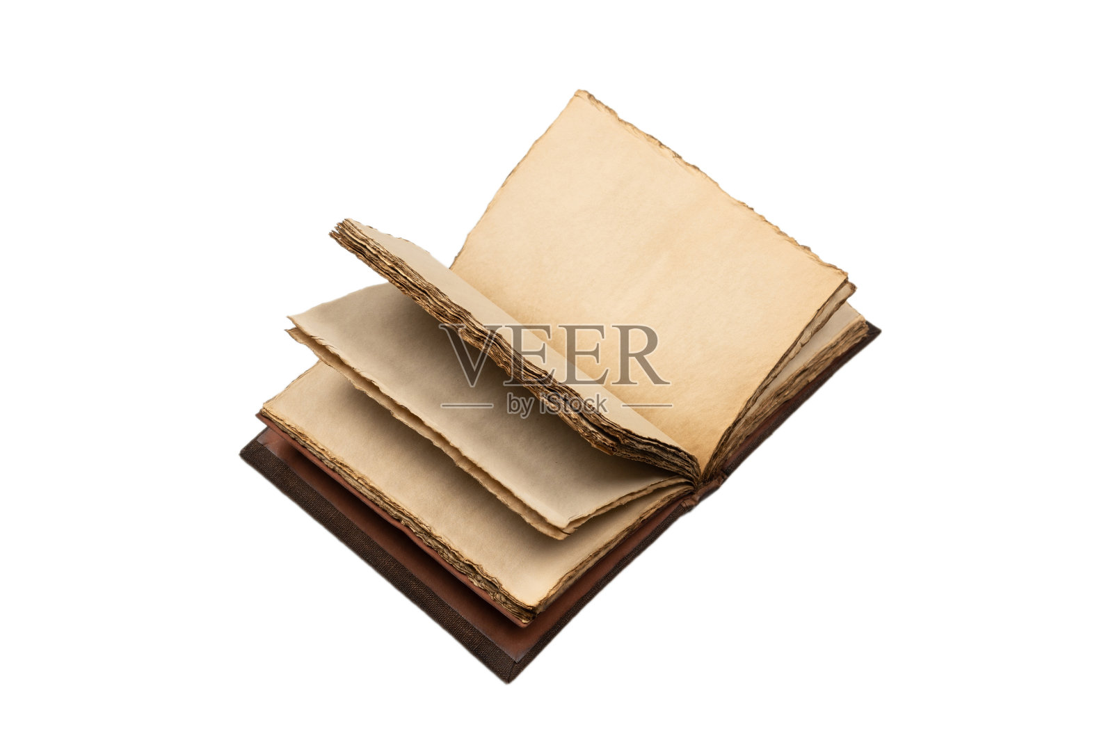 一个打开的空旧笔记本，孤立在白色的背景上。照片摄影图片