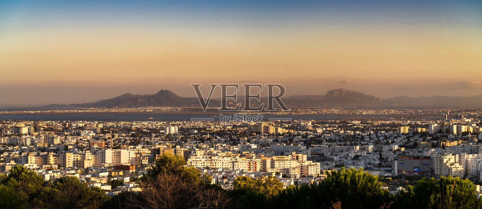 从山上看突尼斯——突尼斯照片摄影图片