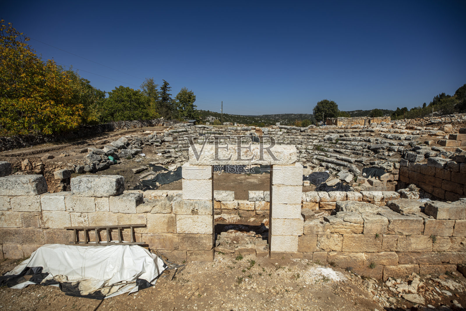 古渡槽-奥尔巴王国，奥尔巴王国是建立在金牛座山脉和地中海海岸斯托尼西里西亚之间的一个小国家。照片摄影图片
