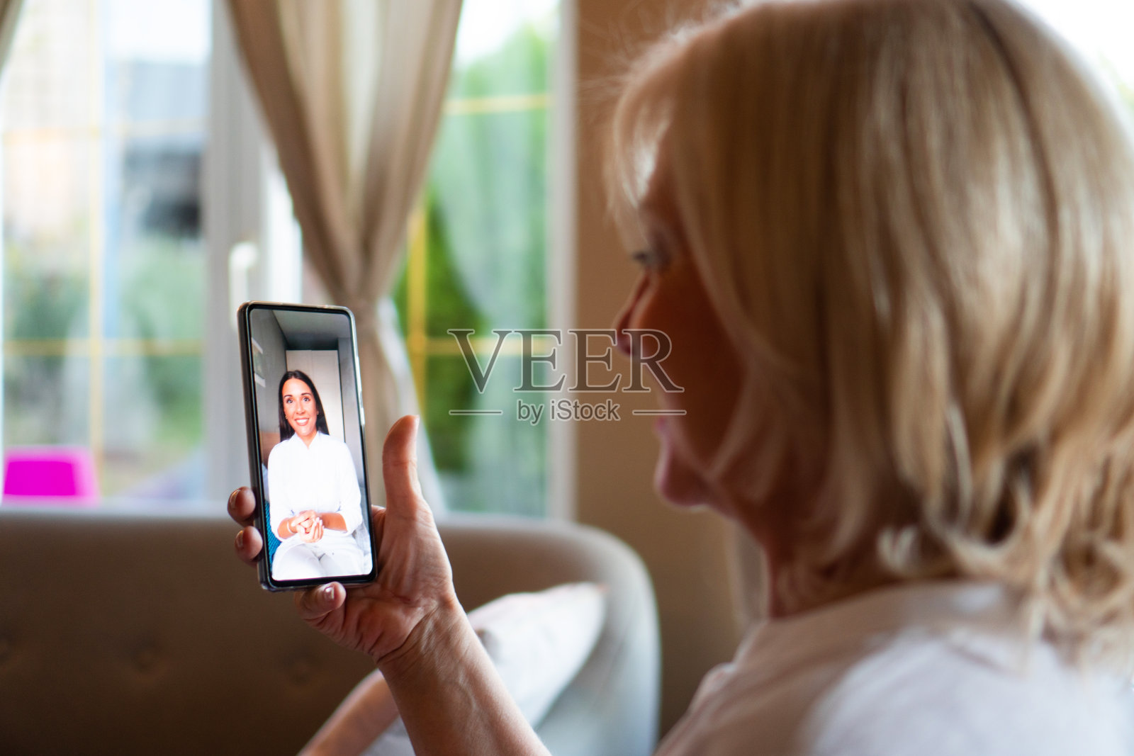 在线咨询医生照片摄影图片