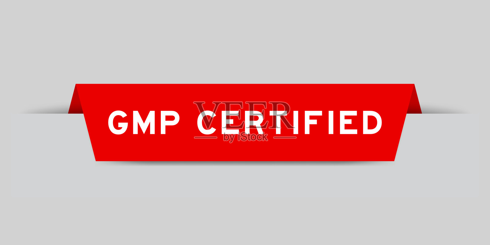 灰色背景的红色插入标签上的GMP(良好生产规范的缩写)认证插画图片素材