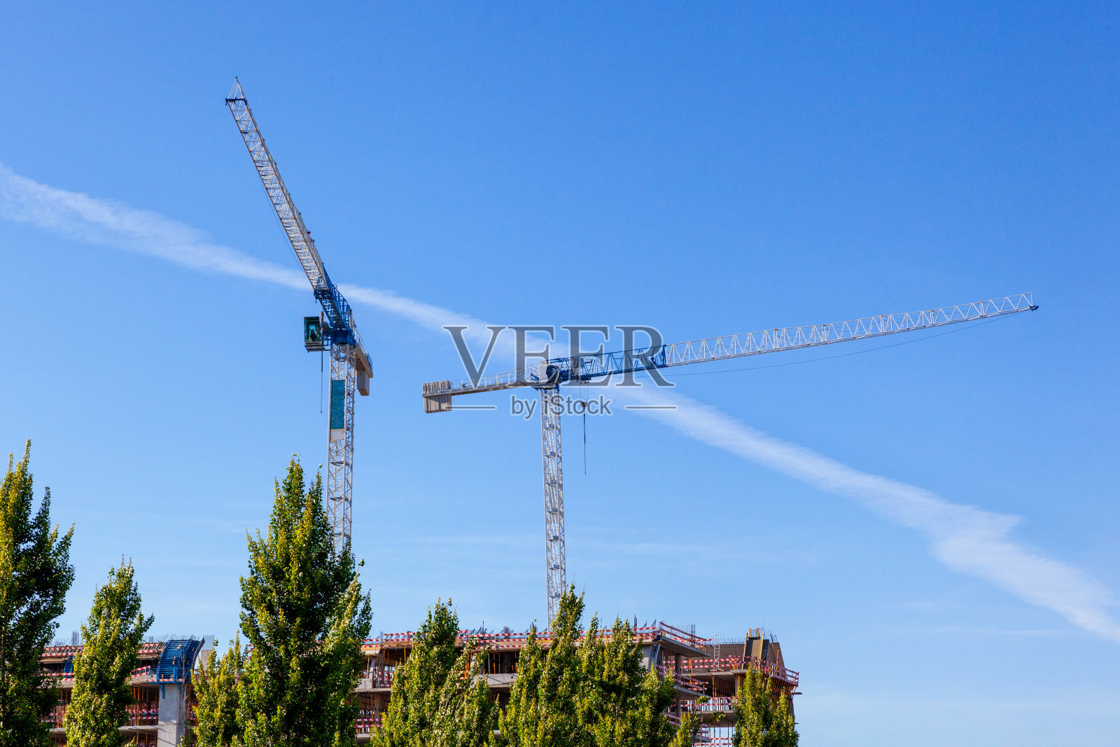 城市高层住宅建设照片摄影图片