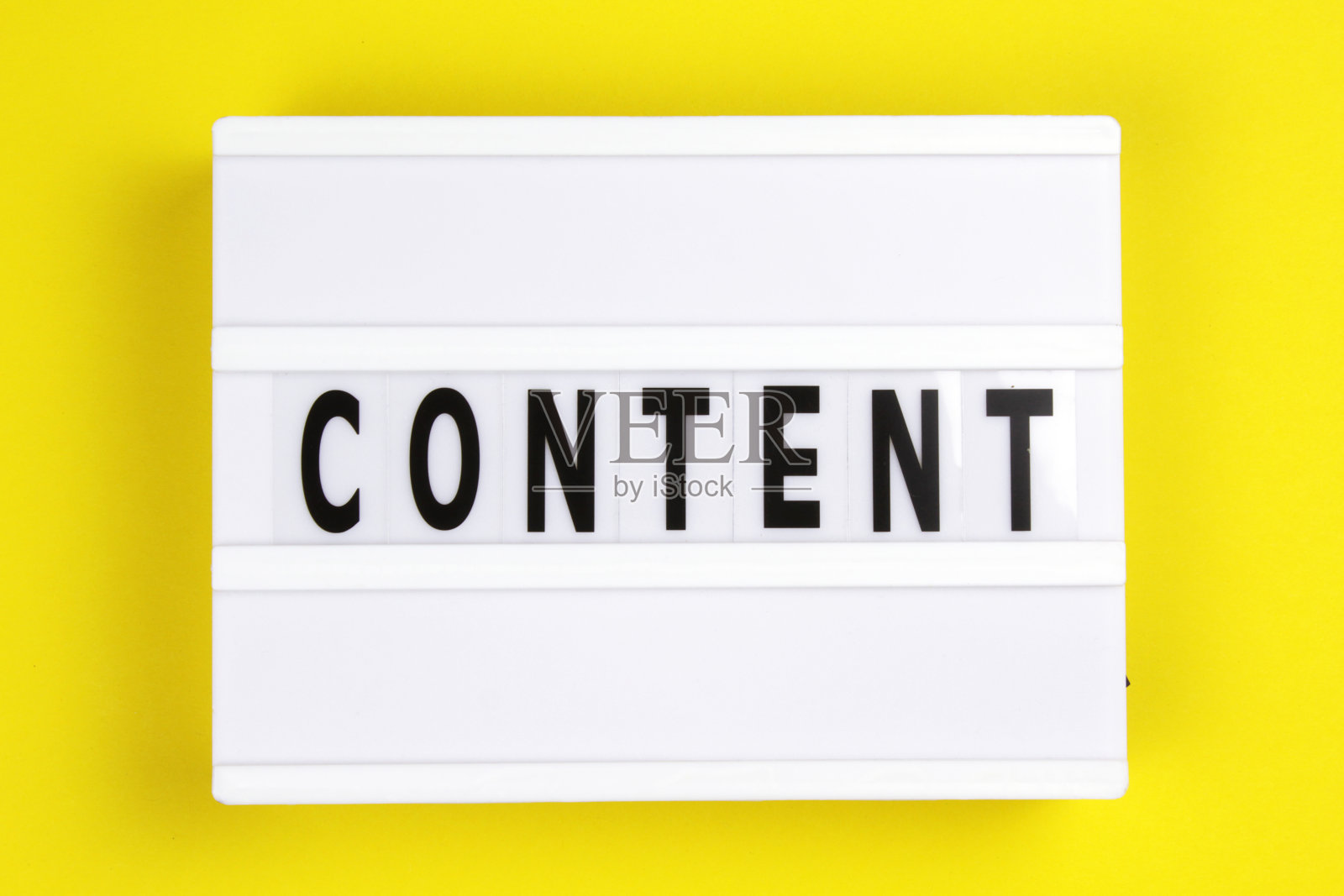 黄色的内容字照片摄影图片