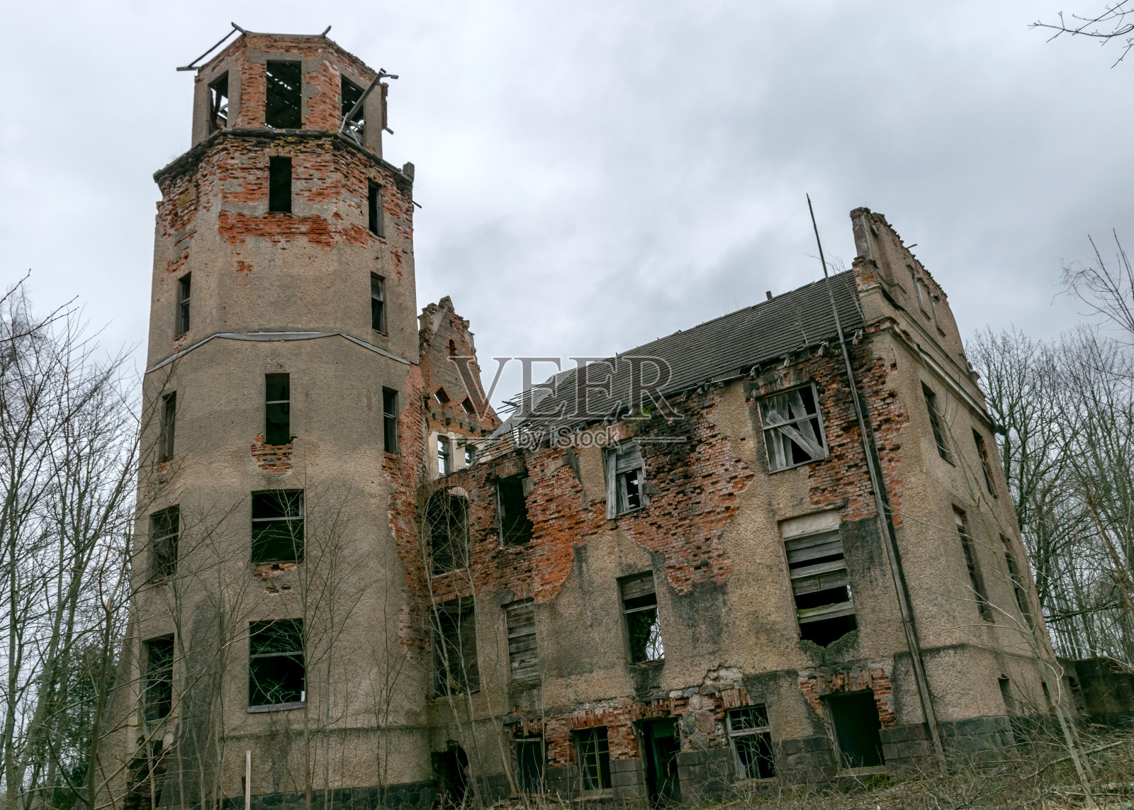 建筑物的废墟已经倒塌了照片摄影图片