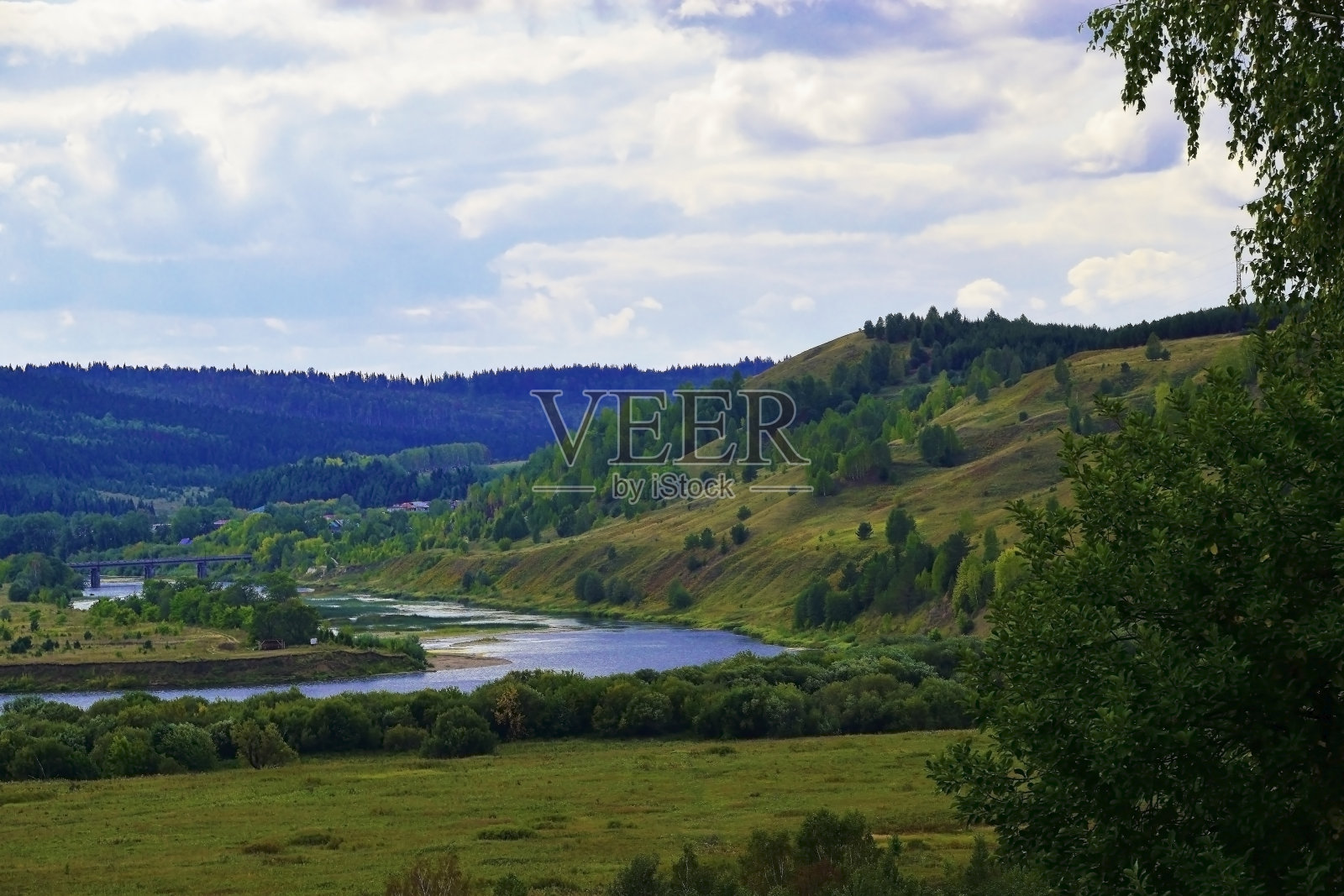 西尔瓦河的山谷照片摄影图片