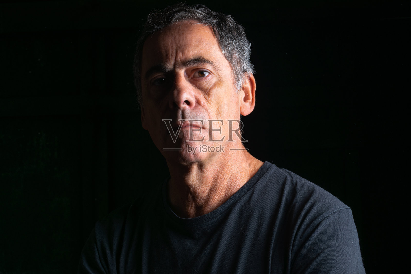 成熟男人的肖像照片摄影图片