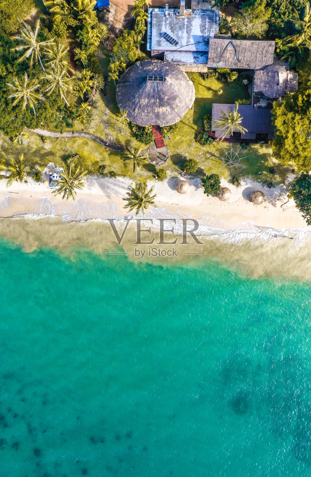 位于泰国特叻的Koh Chang附近的Koh Mak热带岛屿和天堂般的海滩照片摄影图片