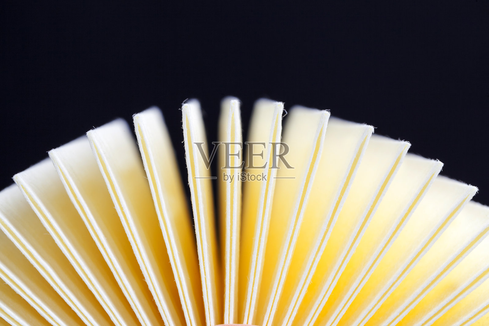 新型空气净化纸过滤器照片摄影图片