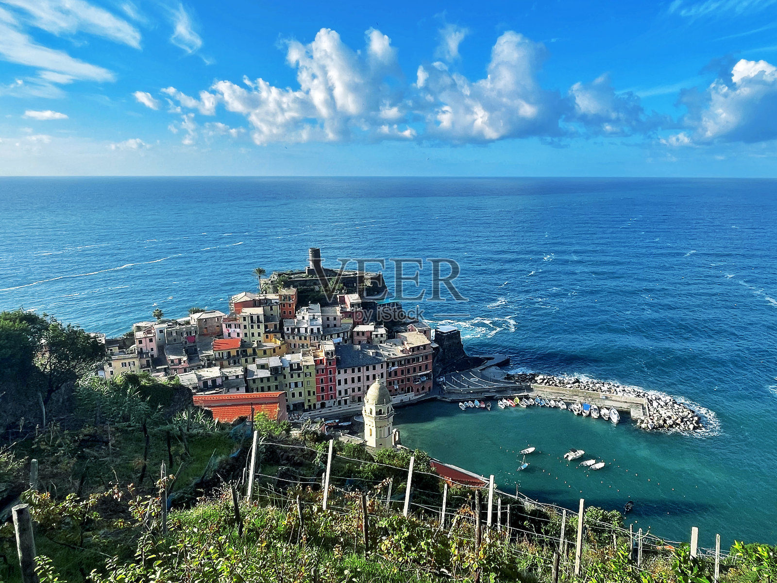 意大利利古里亚，风景如画的村庄照片摄影图片