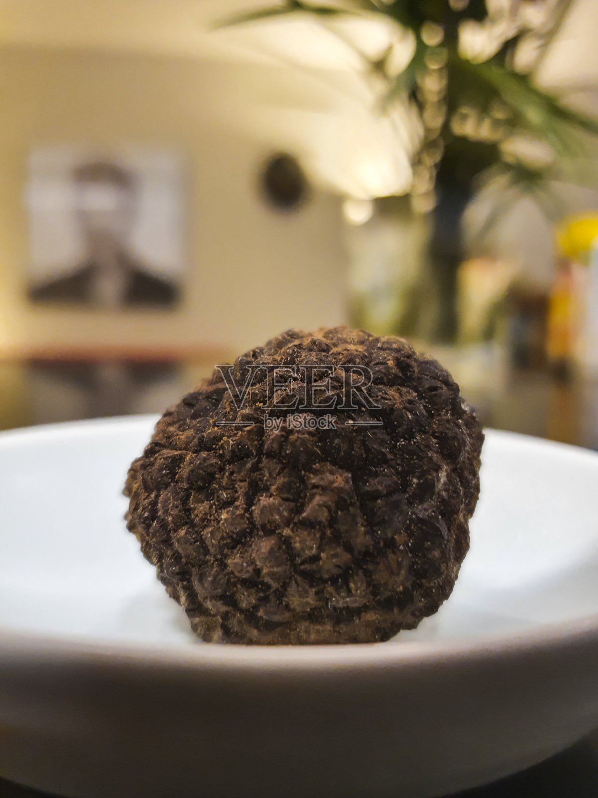 新鲜的黑松露照片摄影图片