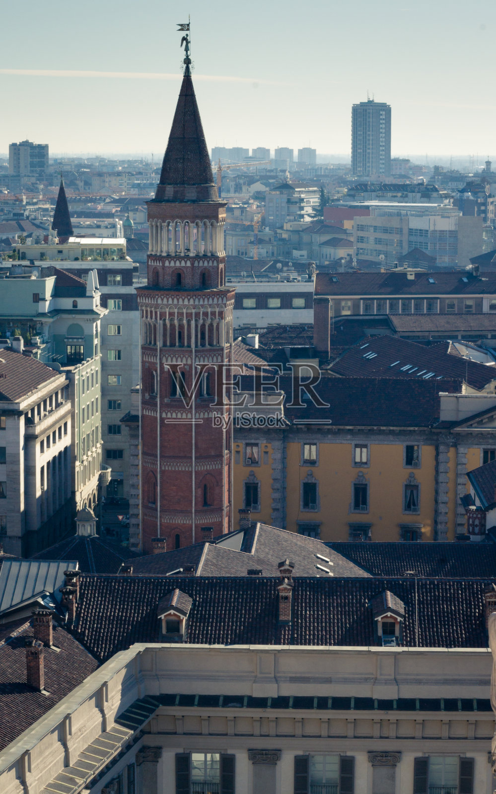 从高处俯瞰米兰照片摄影图片