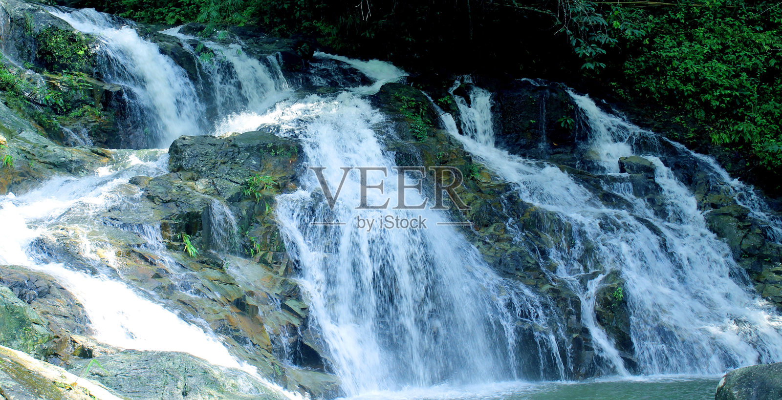 令人难以置信的瀑布照片摄影图片