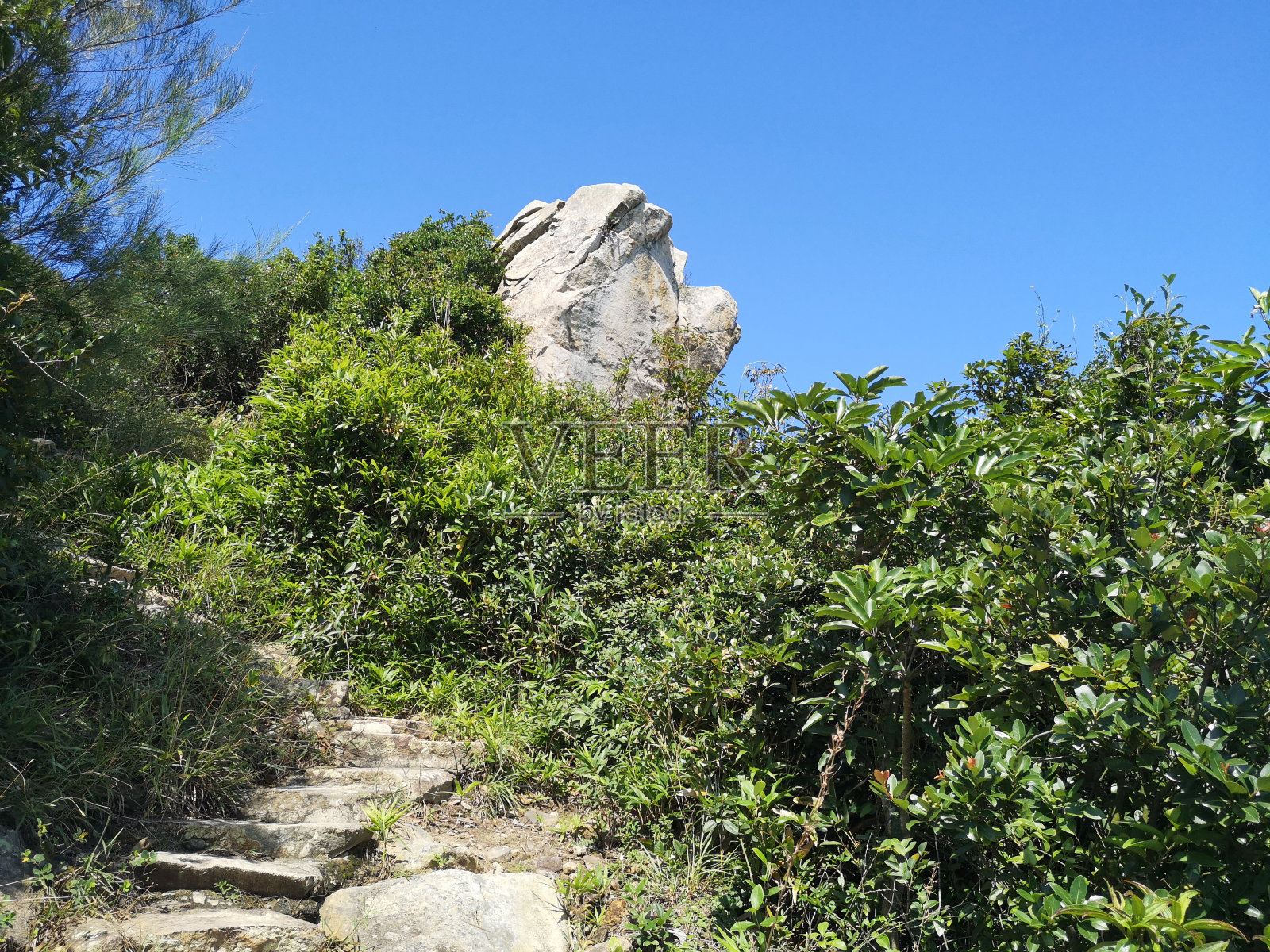 香港清水湾高舢板山径的岩石照片摄影图片