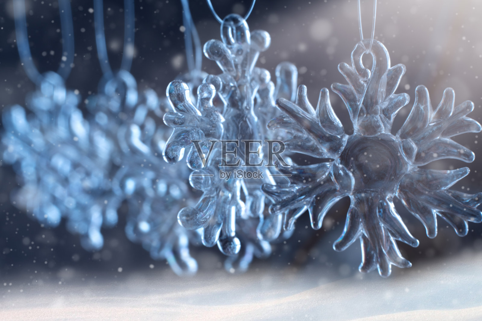 雪花花环。美丽的冬季景色。照片摄影图片