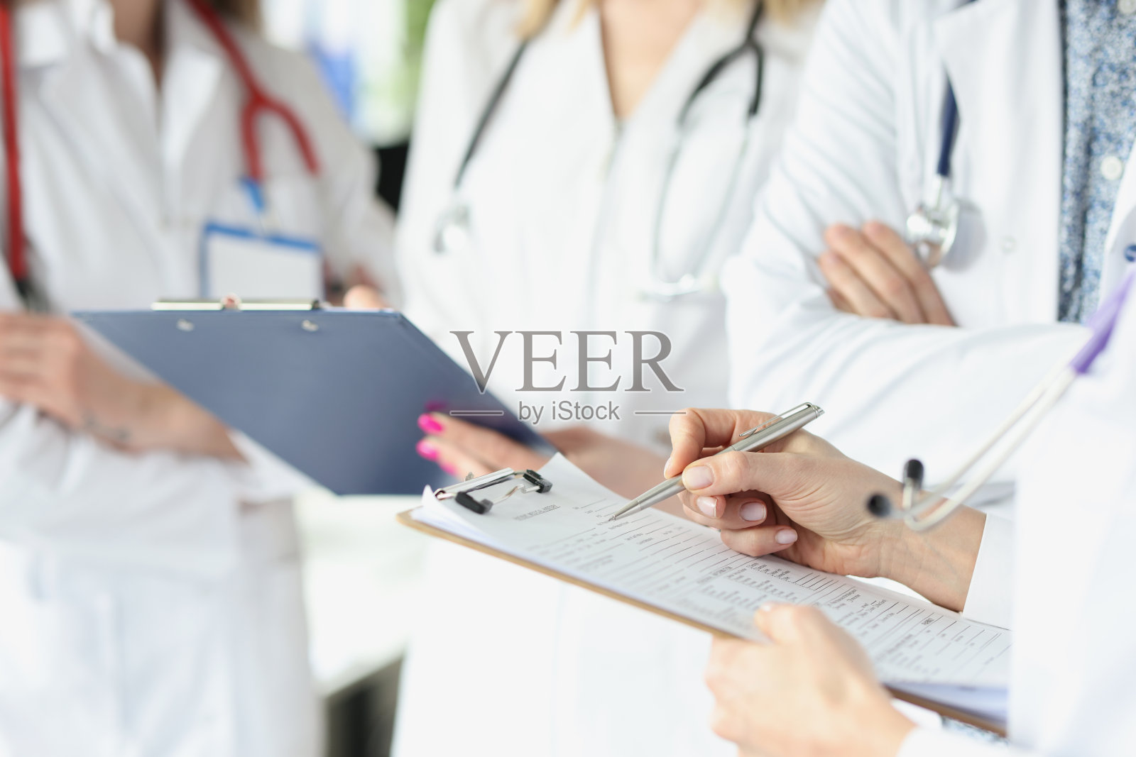 医生或实习生团队照片摄影图片