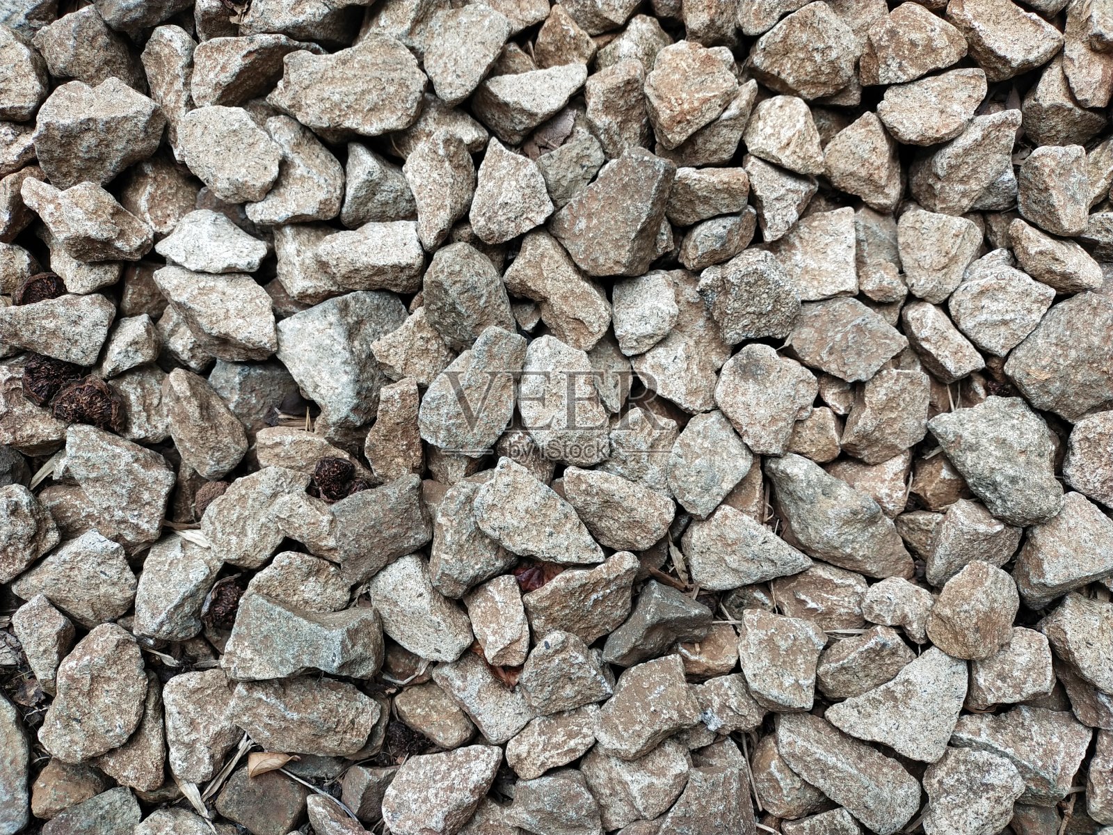 2021年10月28日，印度尼西亚雅加达，小石头碎片可用于建筑材料照片摄影图片
