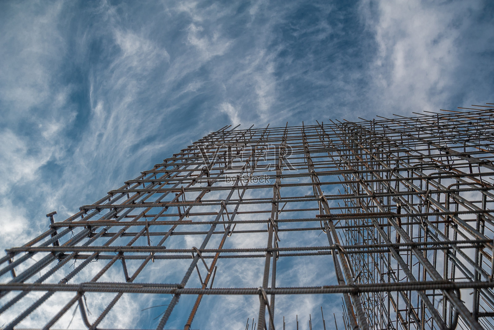 房屋结构上的加固框架照片摄影图片