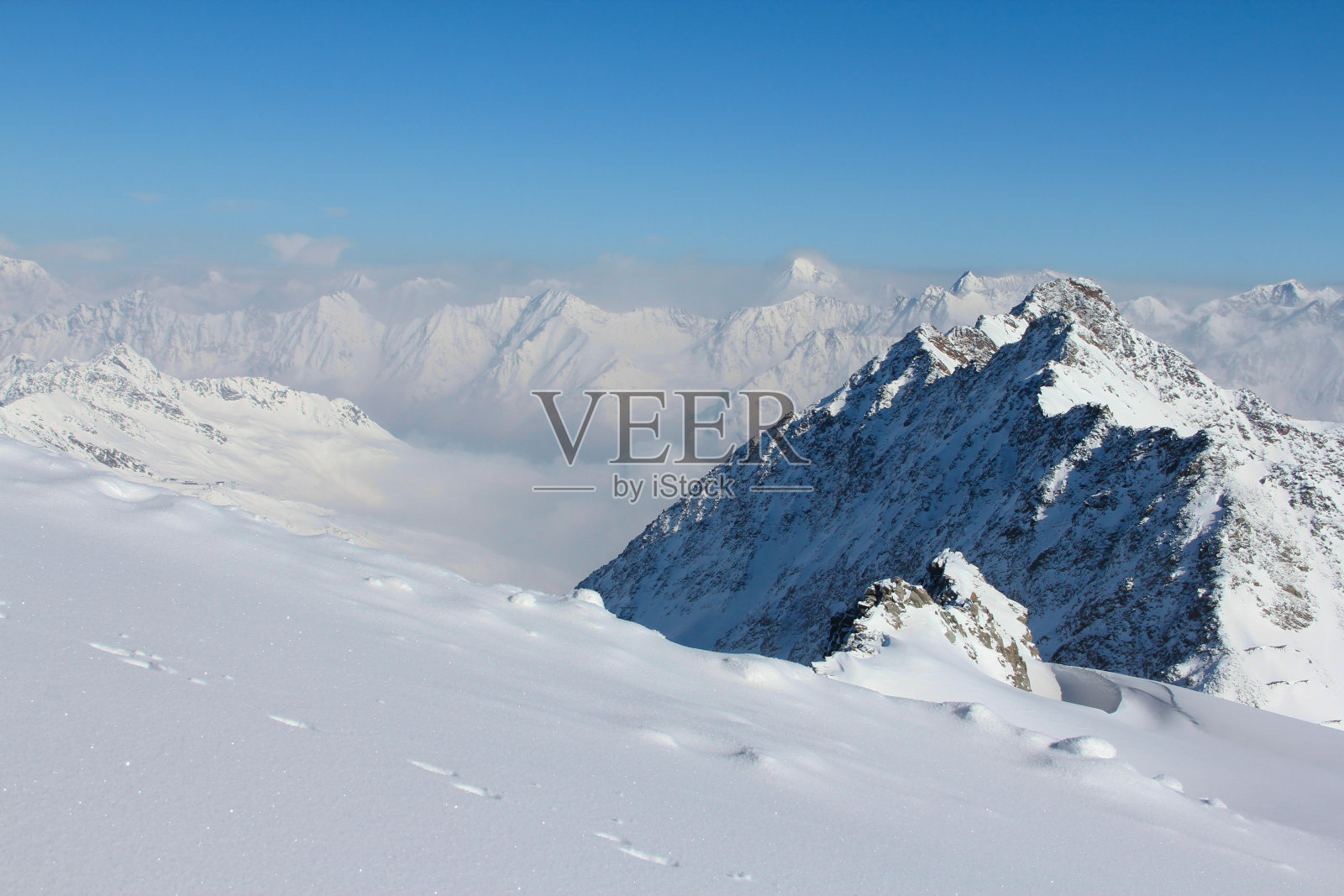 奥地利索尔登的阿尔卑斯山照片摄影图片