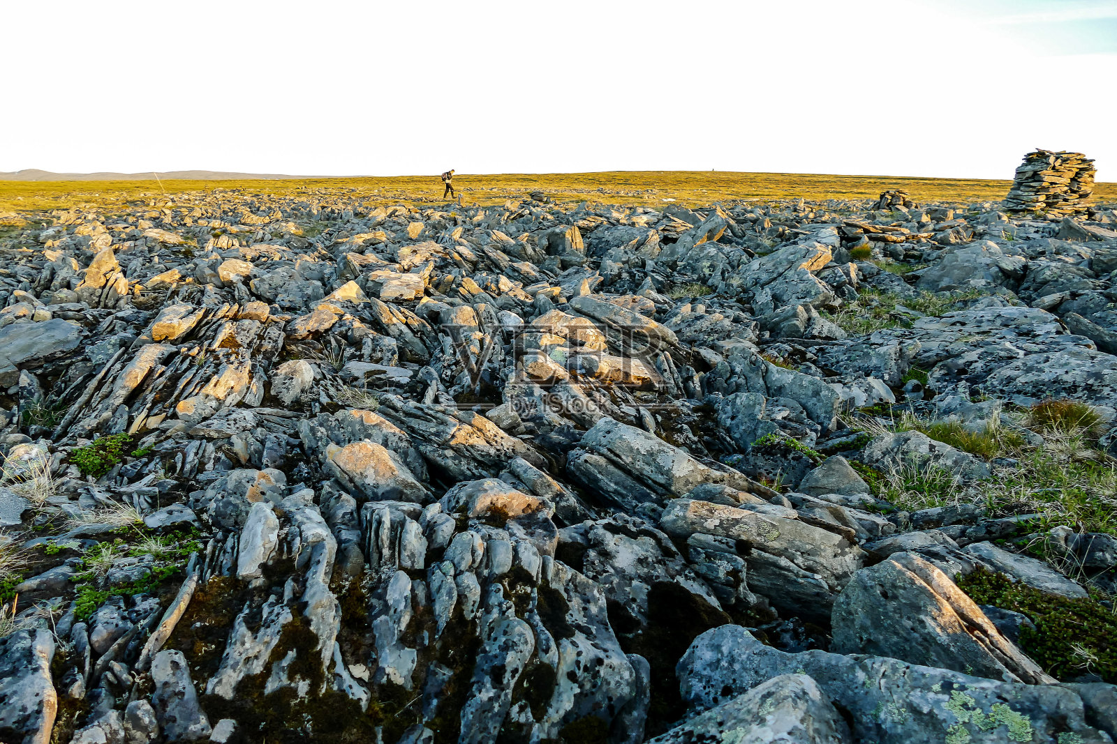 北欧斯堪的纳维亚半岛的挪威海滩上的石头照片摄影图片