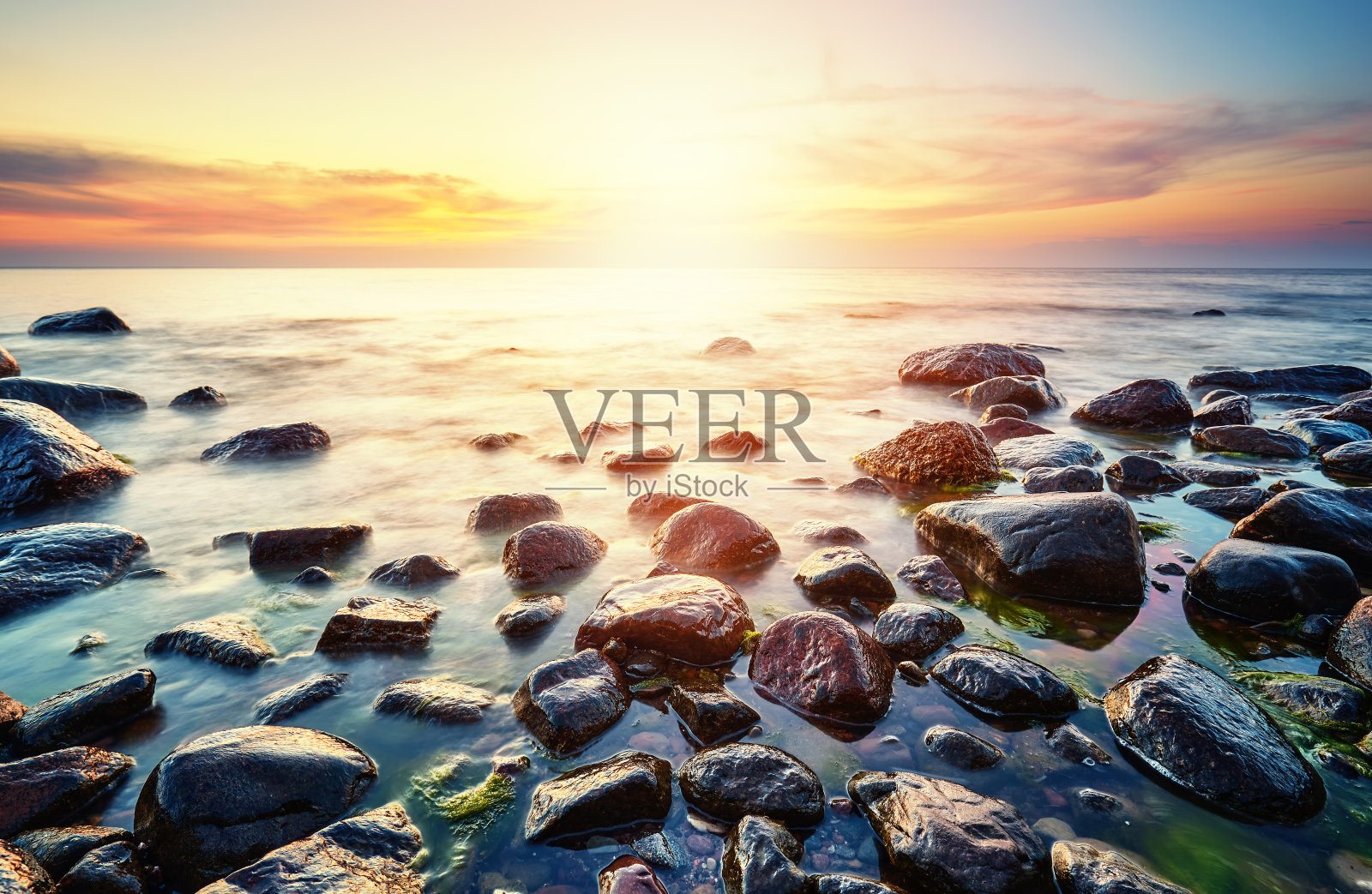 美丽的波罗的海海滩，波兰。照片摄影图片