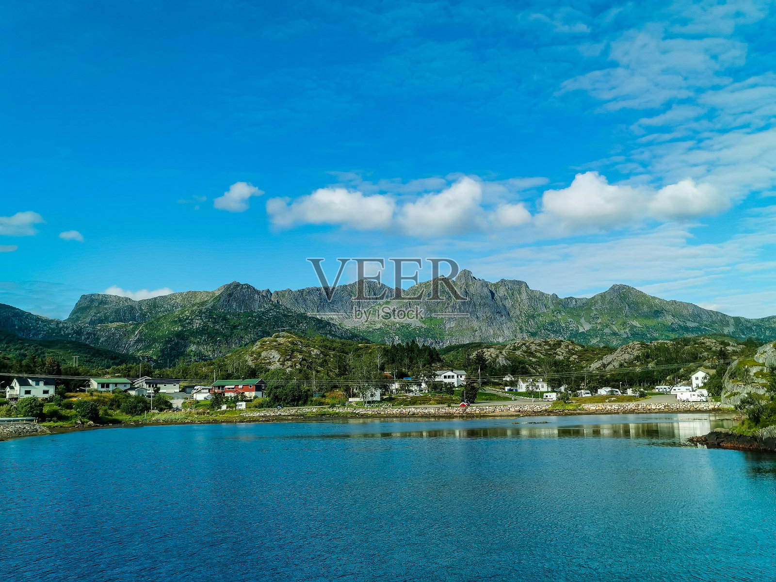 湖和山照片摄影图片