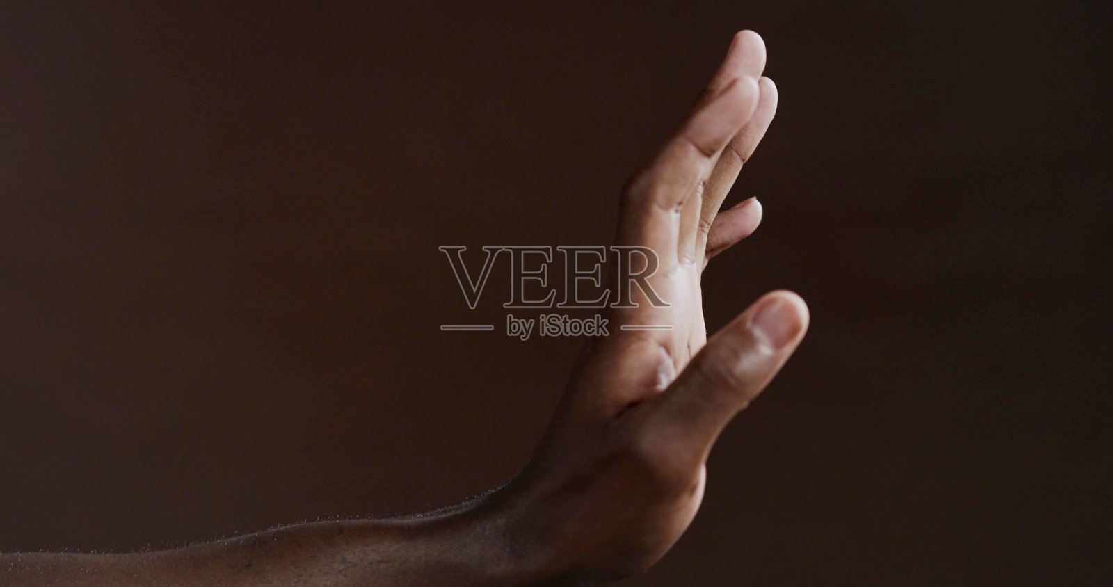 一张黑手的照相馆照片照片摄影图片