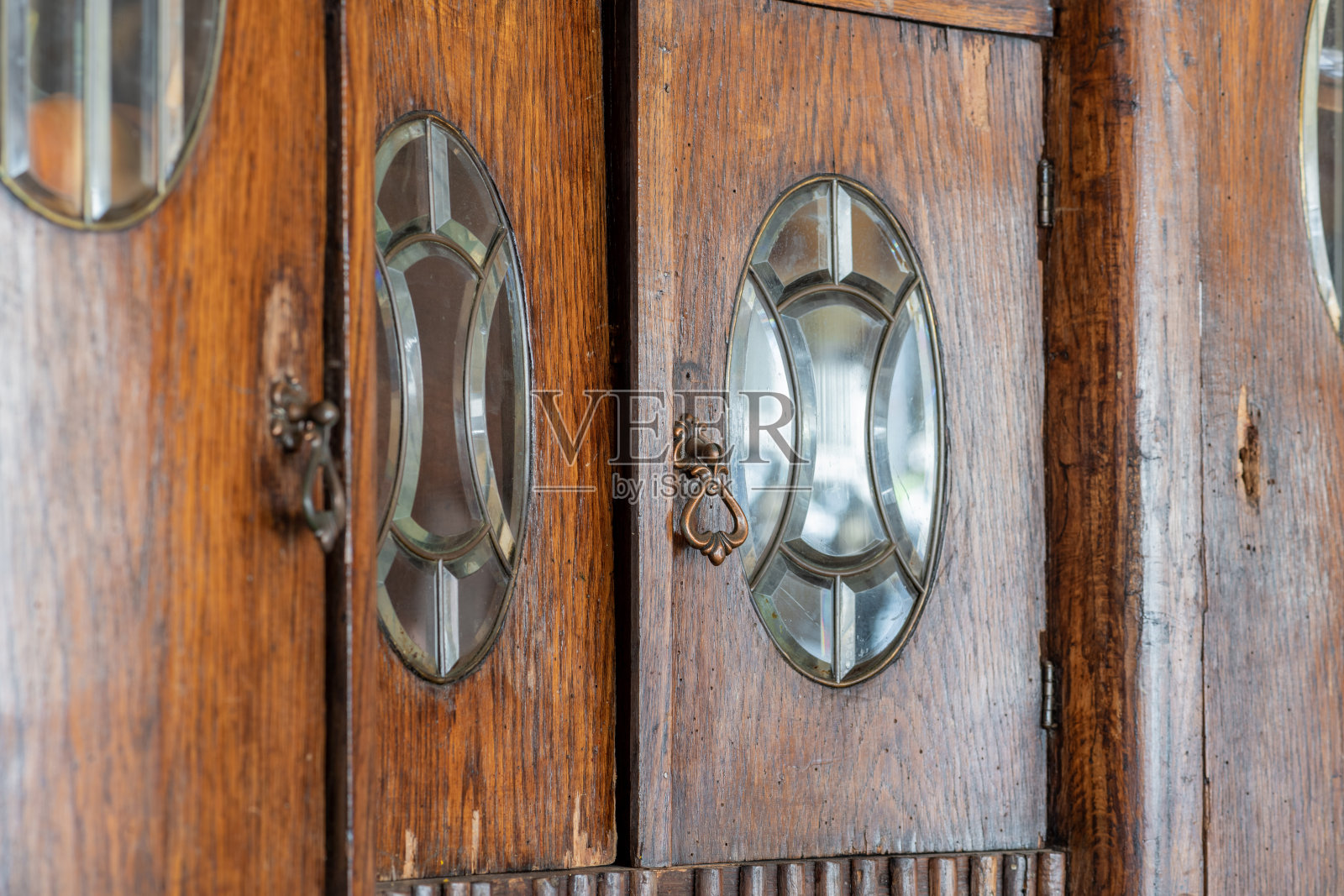 抽象背景的老旧木质储物柜照片摄影图片