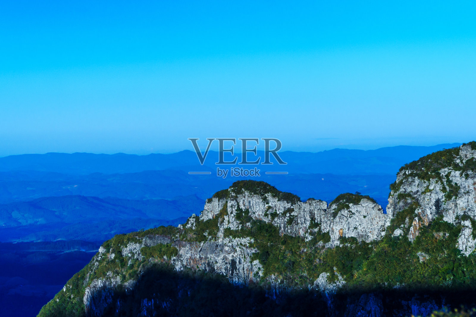 巴西南部的山地景观照片摄影图片