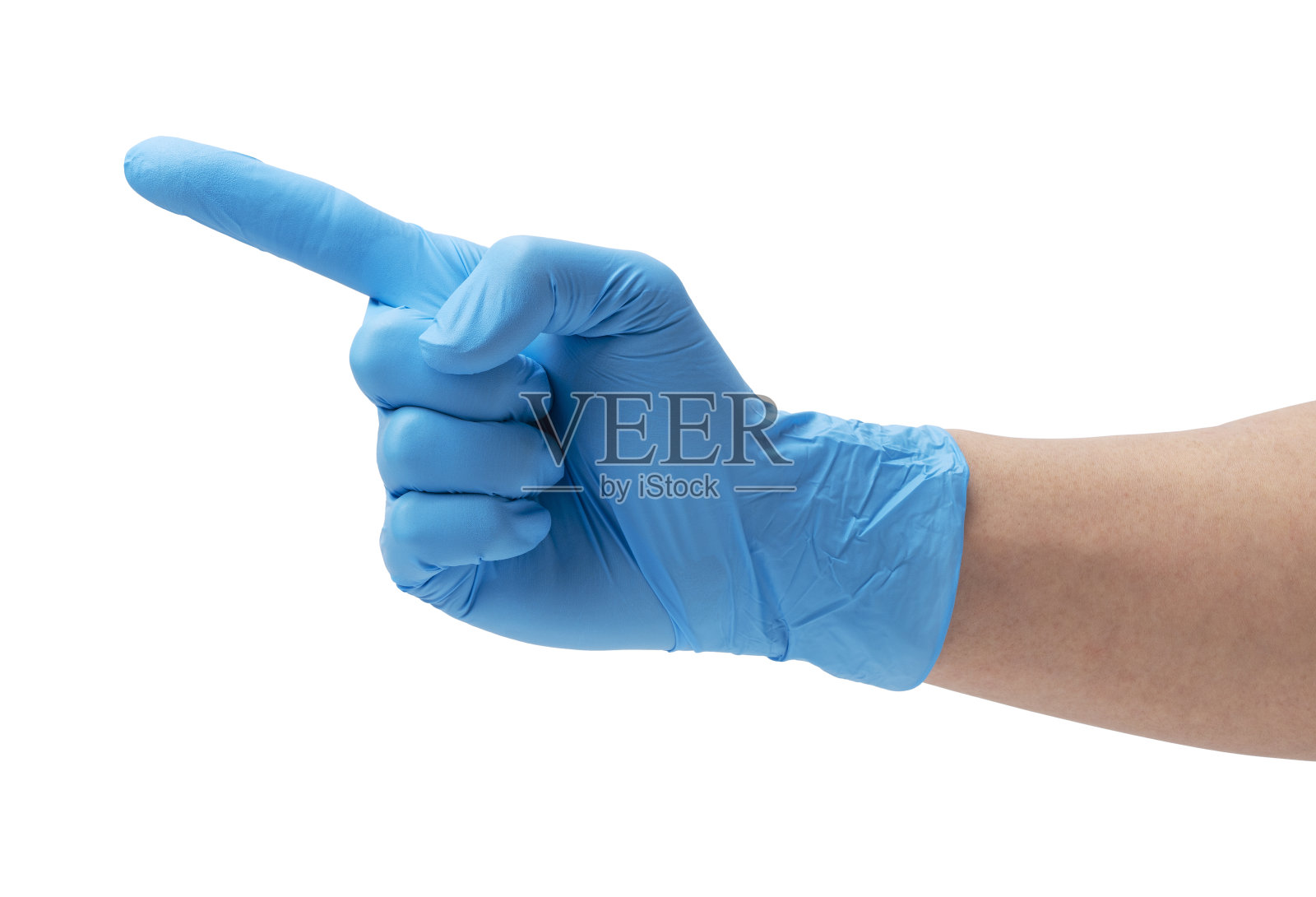 男子手戴丁腈手套，白色背景照片摄影图片