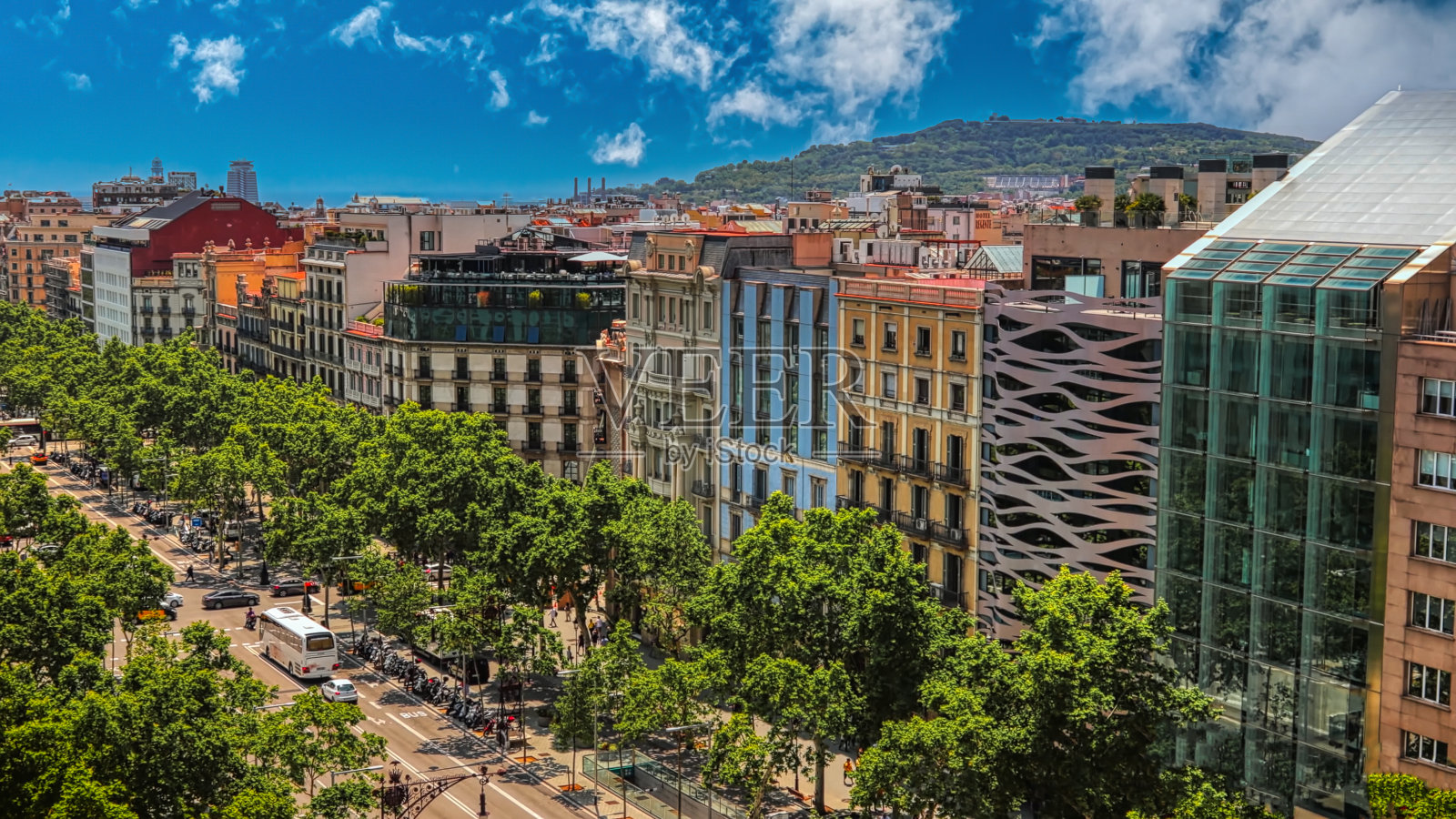 西班牙巴塞罗那鸟瞰图。照片摄影图片