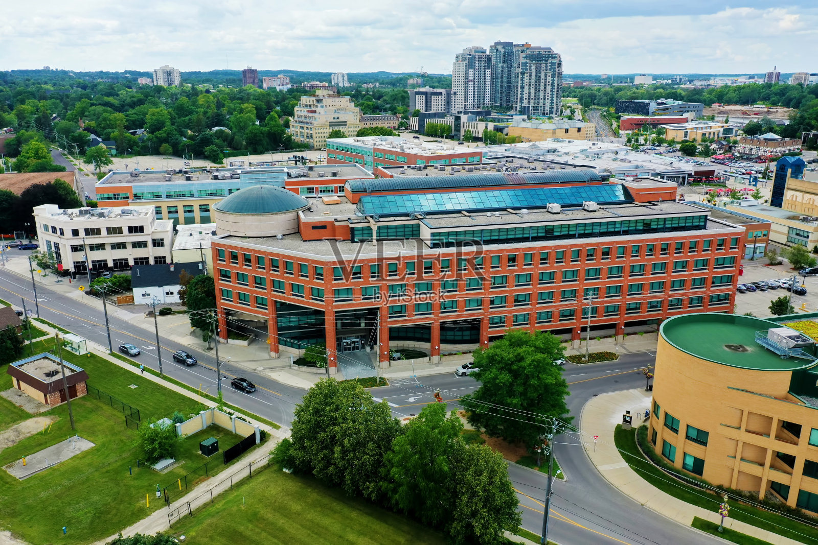 加拿大安大略省滑铁卢的航拍图照片摄影图片