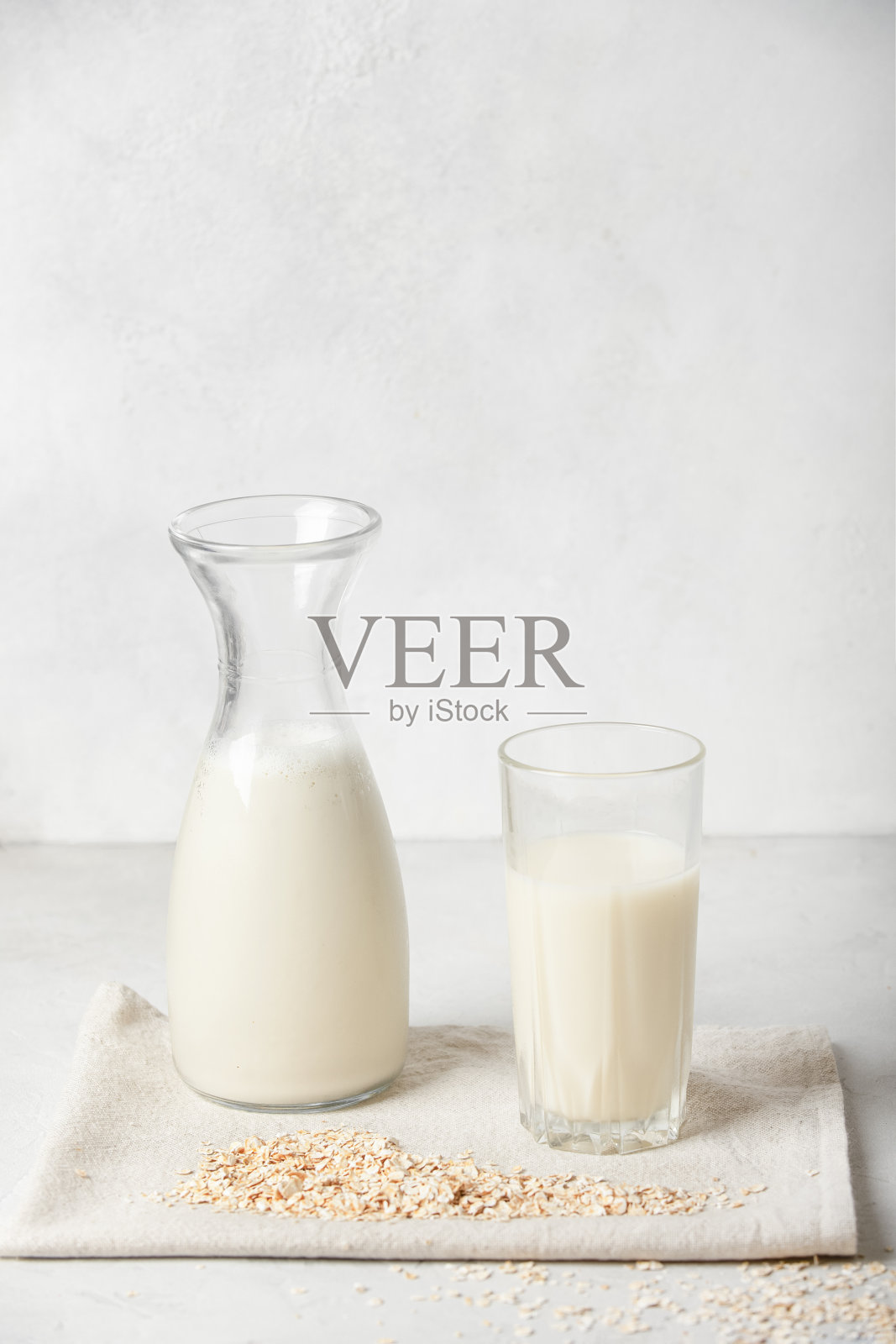 素食non-milk燕麦片。健康健康的饮料照片摄影图片