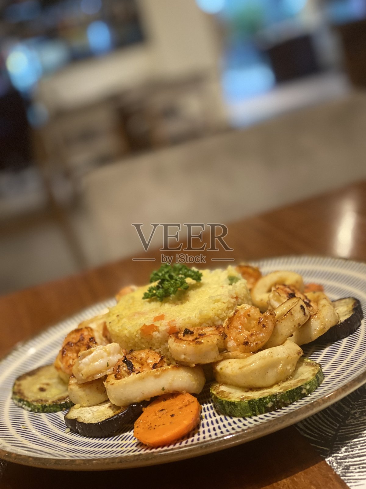 南瓜奶油虾仁照片摄影图片