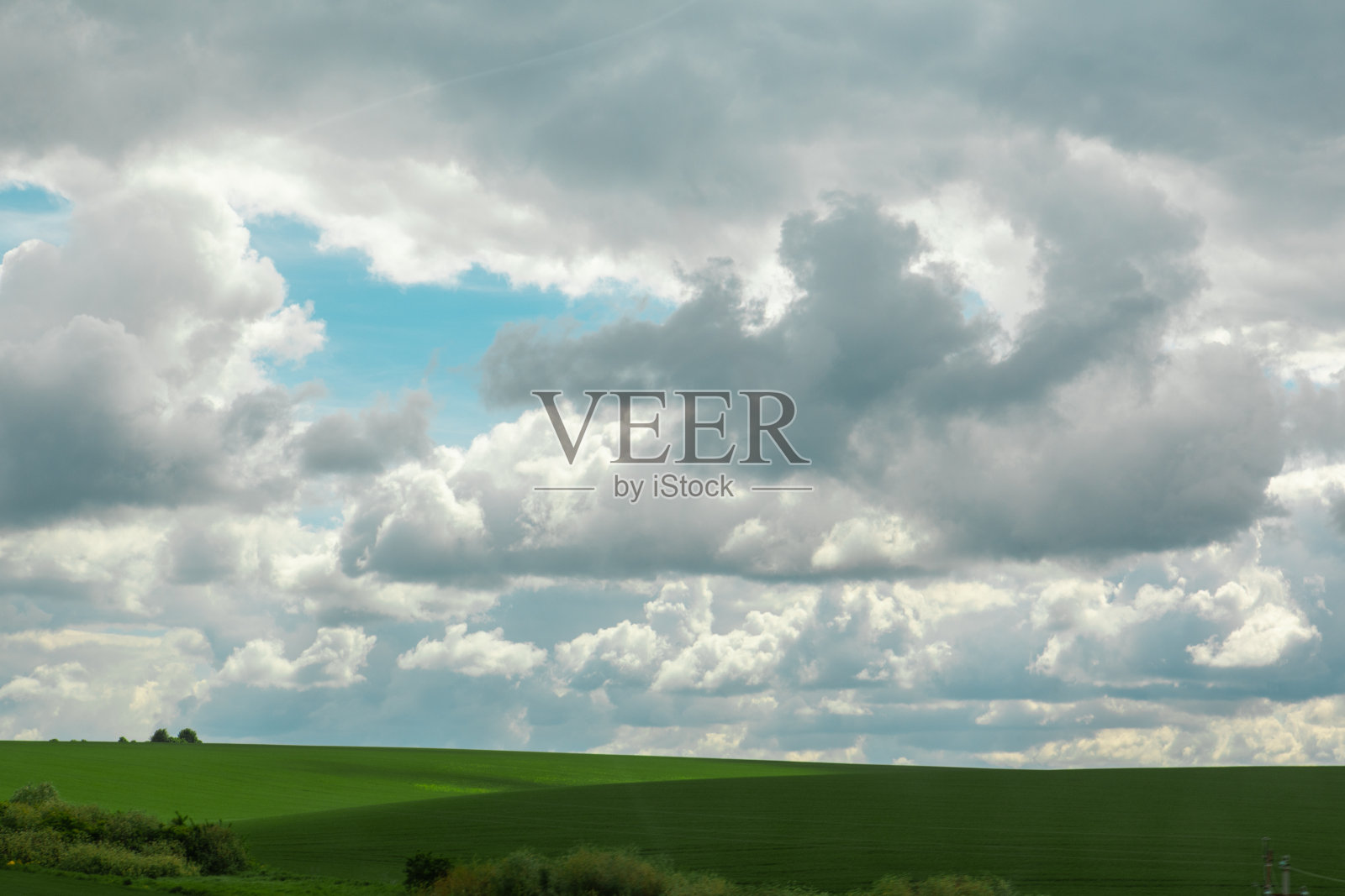 蓝天白云照片摄影图片