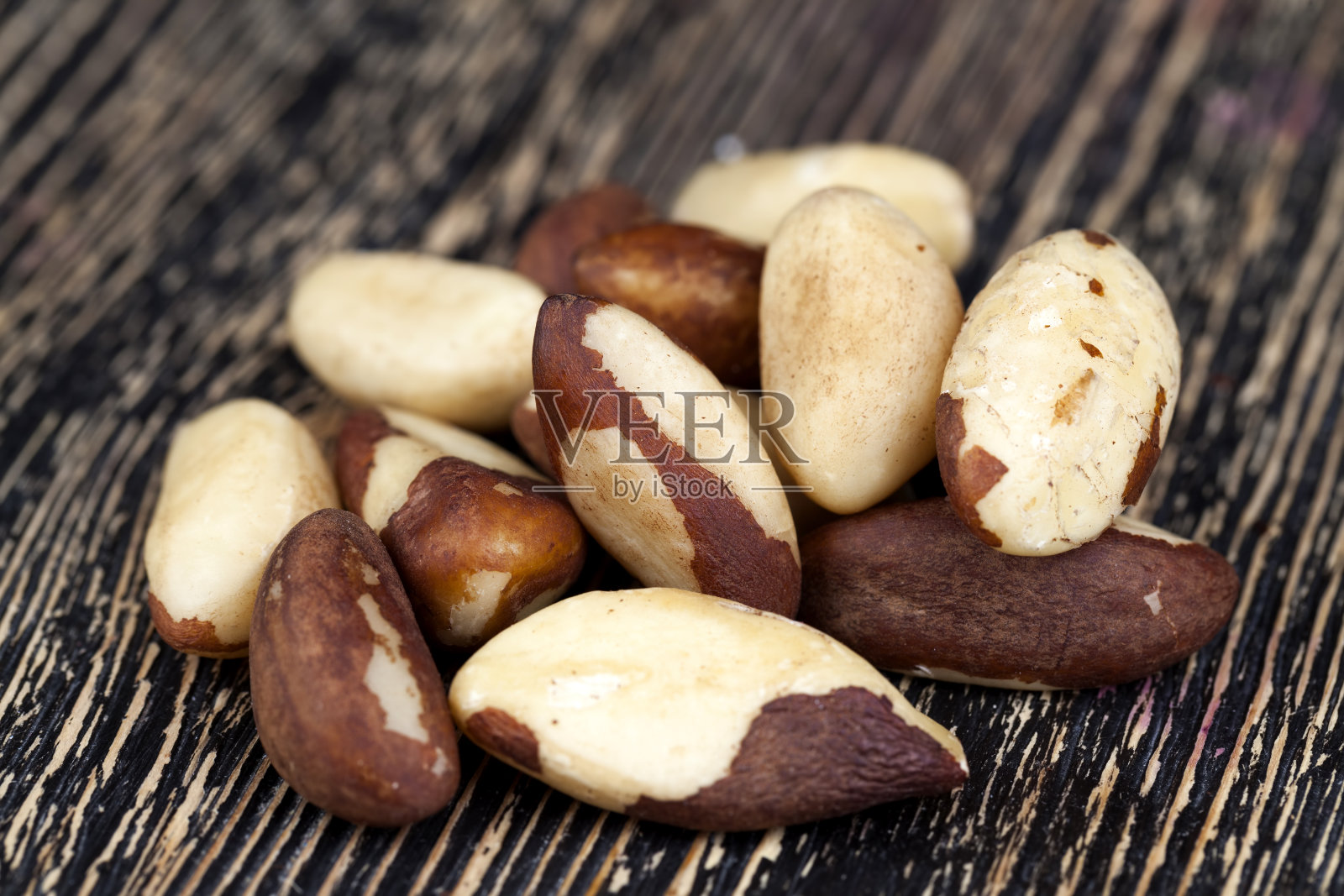 少量的巴西坚果，近距离照片摄影图片