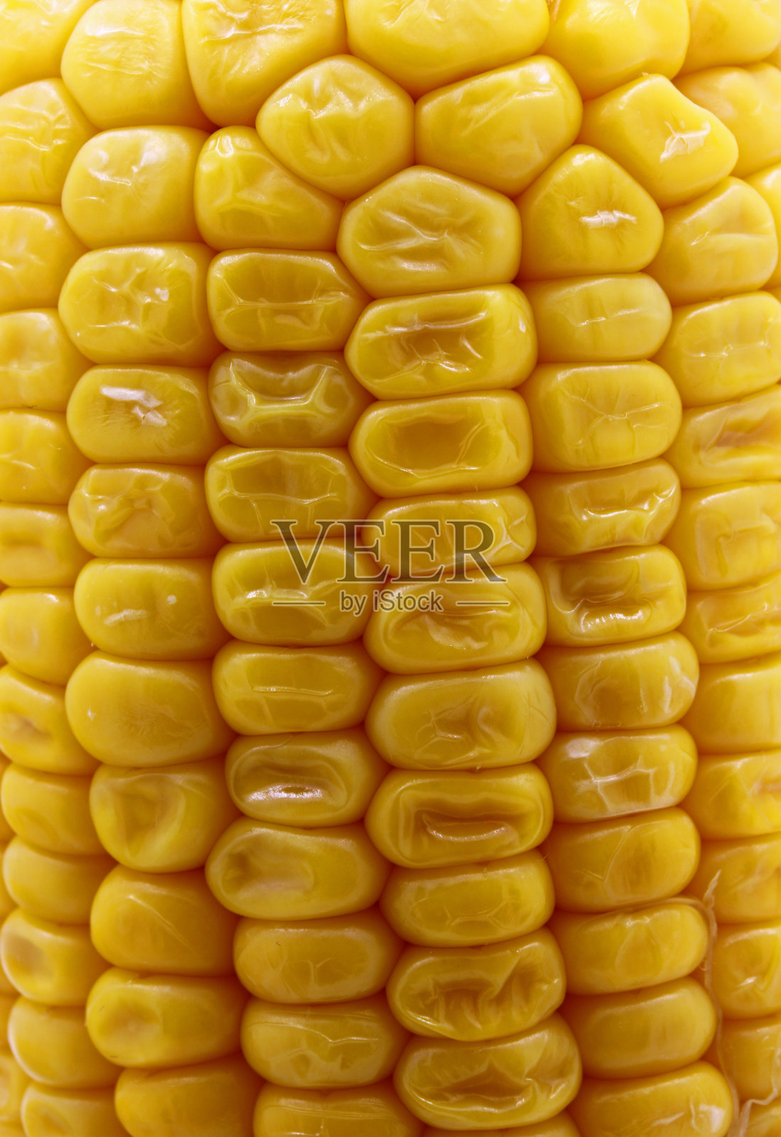 近距离煮玉米棒照片摄影图片