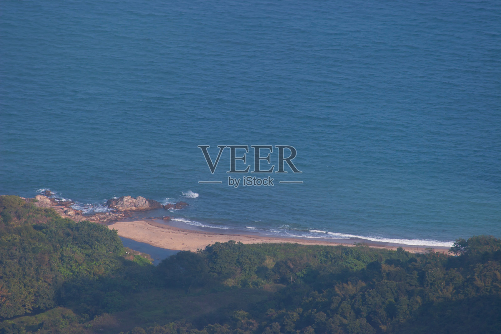 碧翠山俯瞰白水湾西贡。照片摄影图片