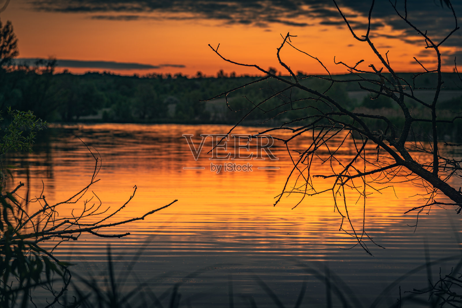 日出河照片摄影图片