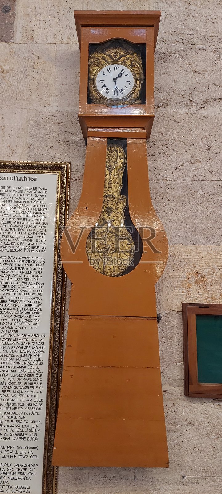 Amasya ikinci Beyazıt清真寺古老的挂钟照片摄影图片