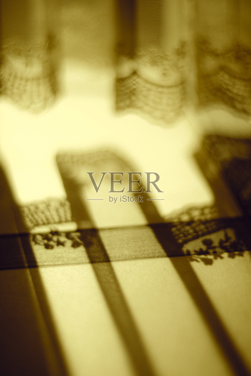 温暖的光照片摄影图片