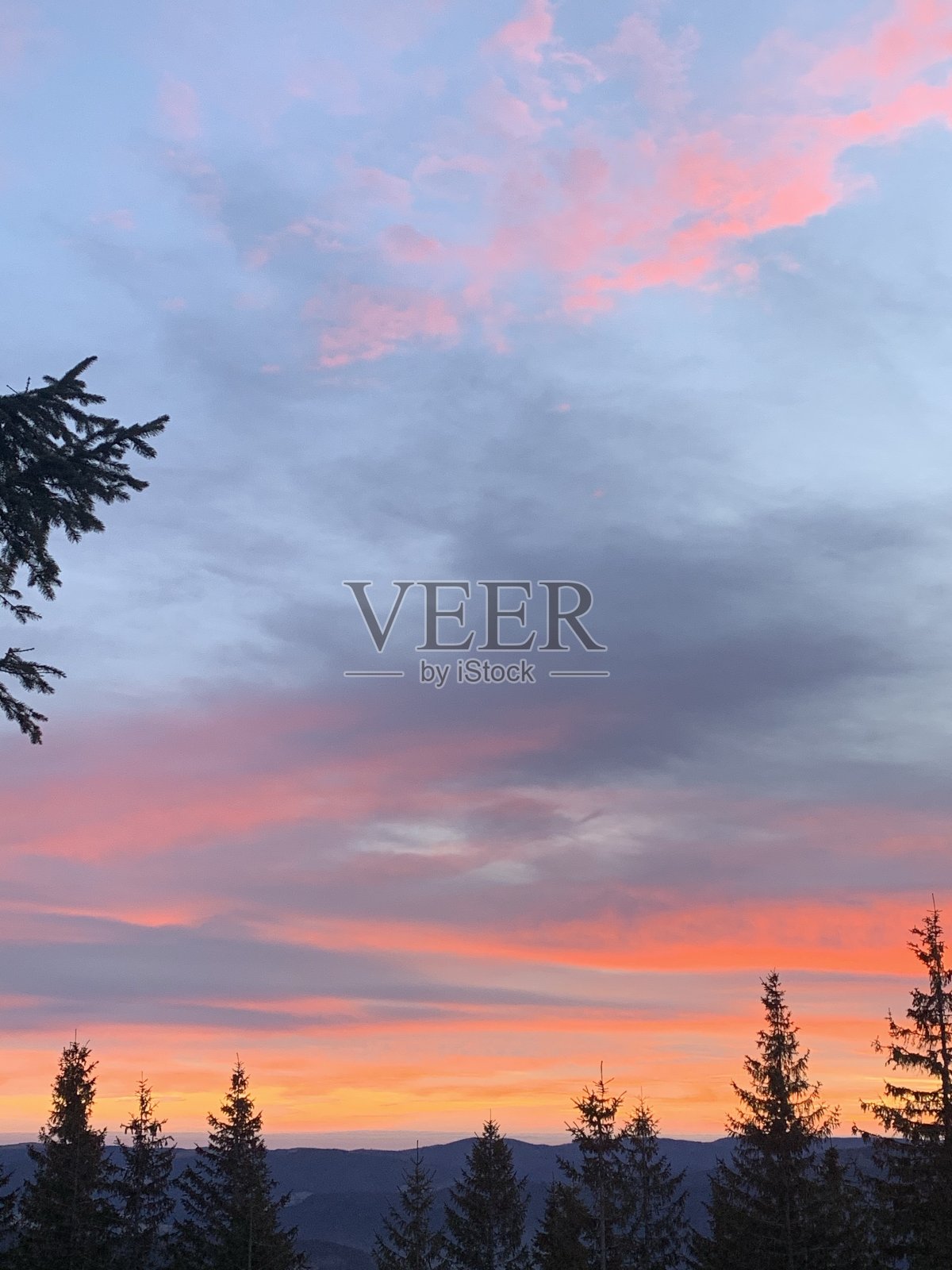 一个疯狂的日落照片摄影图片