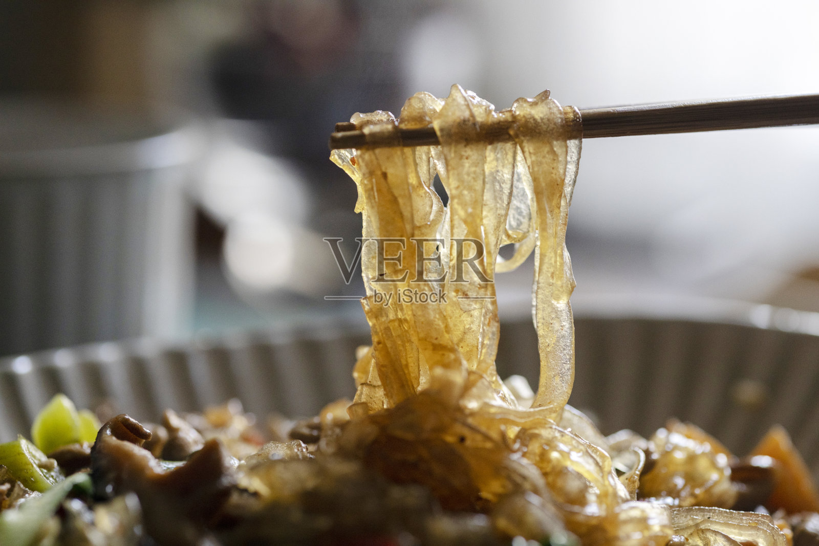 中国自制面条，用红薯淀粉做的照片摄影图片