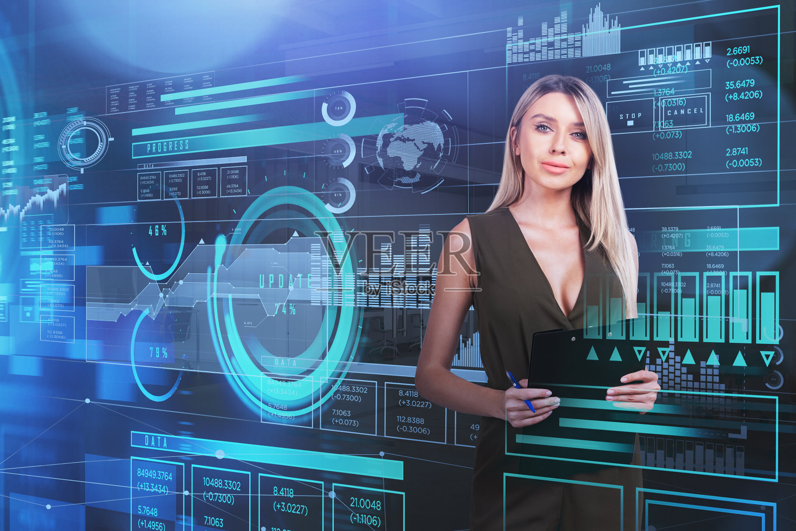 年轻迷人的女商人穿着正式连衣裤照片摄影图片